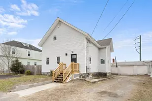 161 Cohannet St, Taunton, MA 02780 - Photo 2