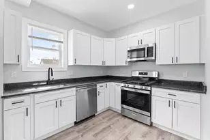 161 Cohannet St, Taunton, MA 02780 - Photo 12