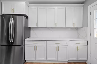 66 Stanley St #3, Boston, MA 02125 - Photo 2
