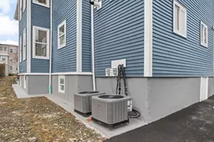 66 Stanley St, Boston, MA 02125 - Photo 22