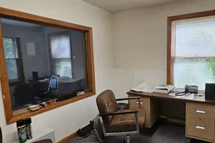 27 Douglas Rd, Webster, MA 01570 - Photo 2