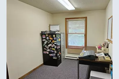 27 Douglas Road, Webster, MA 01570 - Photo 6