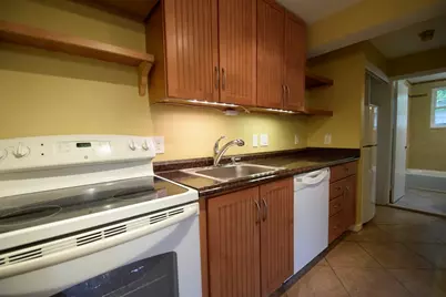 1 Colonial Village Dr #3, Arlington, MA 02476 - Photo 4