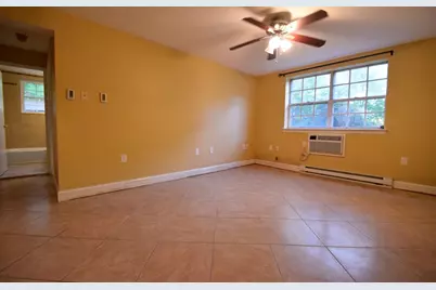 1 Colonial Village Dr #3, Arlington, MA 02476 - Photo 6