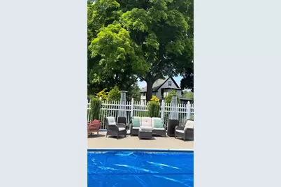 65 Milford St, Mendon, MA 01756 - Photo 8