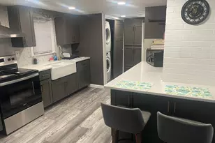 8 Rock Cliff Rd, Marblehead, MA 01945 - Photo 1