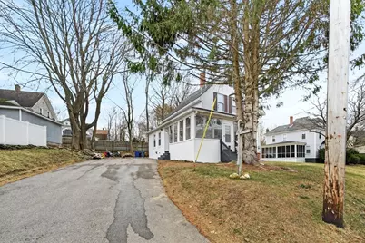 22 Maple St, Templeton, MA 01436 - Photo 1
