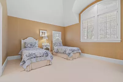 135 Marsh St, Belmont, MA 02478 - Photo 24