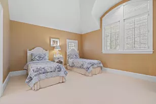 135 Marsh St, Belmont, MA 02478 - Photo 24