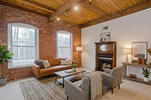 124 College St, South Hadley, MA 01075 - Photo 4