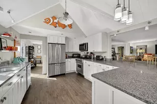 17 Robbins St, Westport, MA 02791 - Photo 10