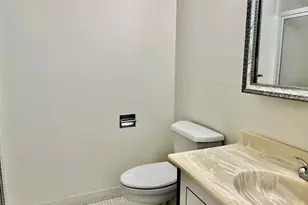 1008 Paradise Rd, Swampscott, MA 01907 - Photo 20