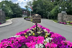 1008 Paradise Rd, Swampscott, MA 01907 - Photo 2