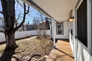 29 Abbott St, Worcester, MA 01602 - Photo 12