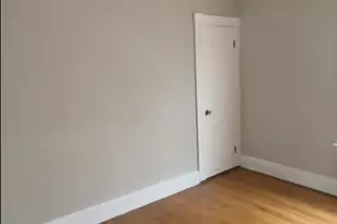 29 Abbott St, Worcester, MA 01602 - Photo 6