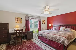 54 Yorktown Ct, Chicopee, MA 01020 - Photo 14