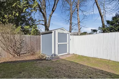 54 Yorktown Court #54, Chicopee, MA 01020 - Photo 28