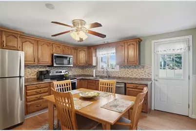 54 Yorktown Court #54, Chicopee, MA 01020 - Photo 8