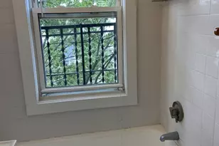 148 5th St, Cambridge, MA 02139 - Photo 10