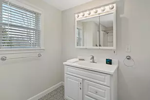 20 Evergreen St, Wareham, MA 02558 - Photo 16