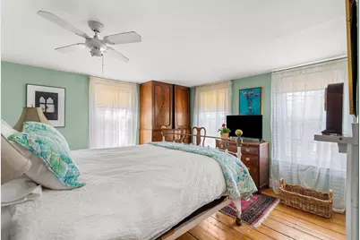 17 Carter St, Newburyport, MA 01950 - Photo 16