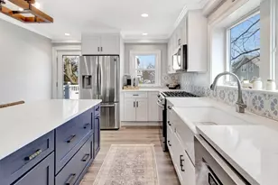 47 B St, Hull, MA 02045 - Photo 20