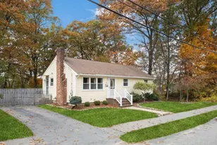 33 Sumner St, Norwood, MA 02062 - Photo 1