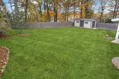 33 Sumner St, Norwood, MA 02062 - Photo 2