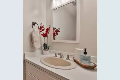 126 Merrimac Street #18, Newburyport, MA 01950 - Photo 18