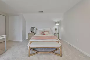 126 Merrimac St, Newburyport, MA 01950 - Photo 32