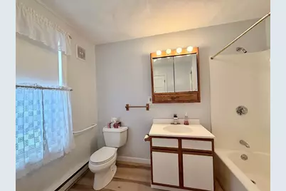 28 Edgeworth St #2, Weymouth, MA 02169 - Photo 8