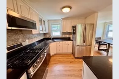 53 Gerald Rd, Milton, MA 02186 - Photo 8