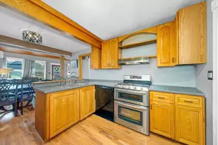 111 Grove Ave, Wilmington, MA 01887 - Photo 8