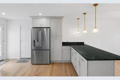 38 Colonial, Webster, MA 01570 - Photo 6