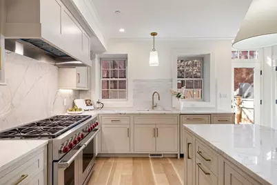 30 Harvard Street, Boston, MA 02129 - Photo 8