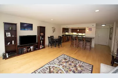 1600 Beacon St #907, Brookline, MA 02446 - Photo 2