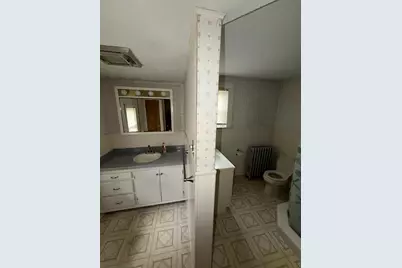 307 Walnut St, Stoughton, MA 02072 - Photo 10