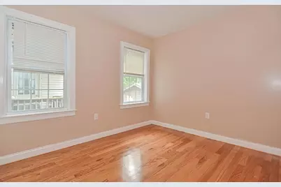 35 Ellington St, Boston, MA 02121 - Photo 28