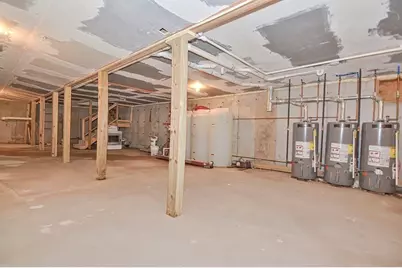 35 Ellington St, Boston, MA 02121 - Photo 38