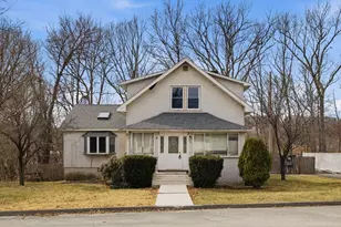 53 Mt Ave, Worcester, MA 01604 - Photo 1