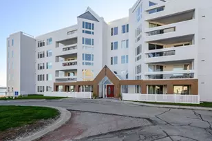 1 Commodore Ct, Hull, MA 02045 - Photo 28