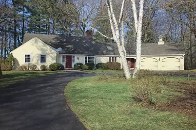 74 Prynne Ridge Rd, Longmeadow, MA 01106 - Photo 2