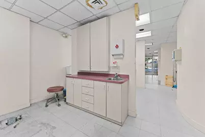 77 Pond Ave #NR1, Brookline, MA 02445 - Photo 22