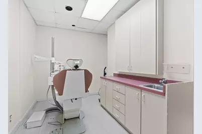 77 Pond Ave #NR1, Brookline, MA 02445 - Photo 16