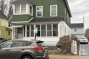 52-54 Andrew St, Springfield, MA 01109 - Photo 2