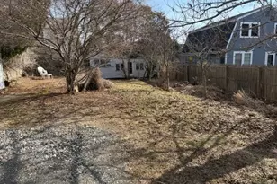 15 Hillside Ave, Marblehead, MA 01945 - Photo 2