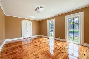 970 N Main St, Raynham, MA 02767 - Photo 12