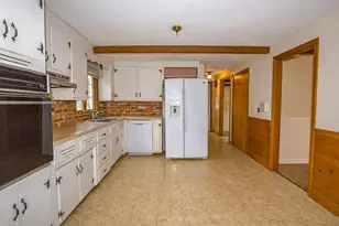 4 Raymond Dr, Wilbraham, MA 01095 - Photo 20