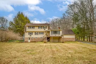 4 Raymond Dr, Wilbraham, MA 01095 - Photo 1