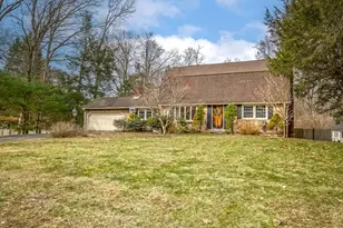 4 Raymond Dr, Wilbraham, MA 01095 - Photo 1